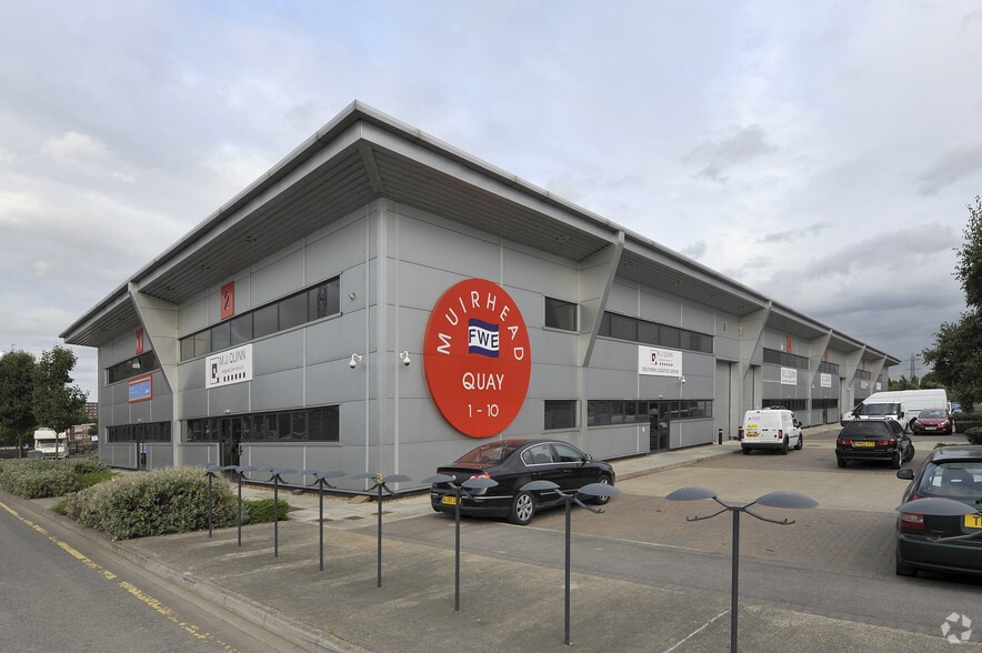 Highbridge Rd, Barking for sale - Primary Photo - Image 1 of 1