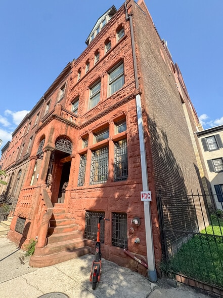 823 Park Ave, Baltimore, MD for sale - Building Photo - Image 3 of 33