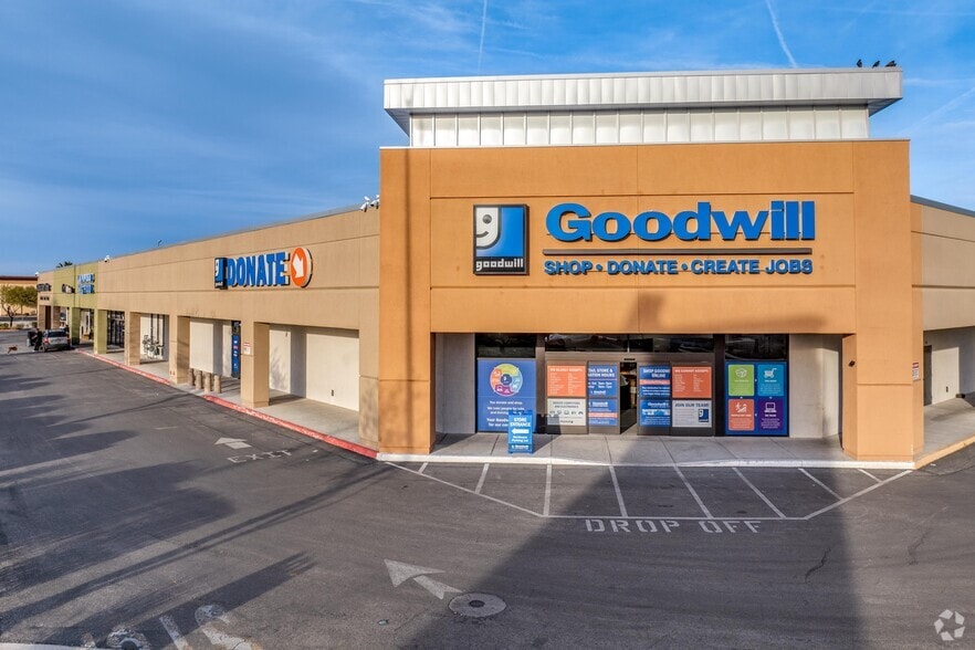 7680 S Las Vegas Blvd, Las Vegas, NV for sale - Building Photo - Image 1 of 1