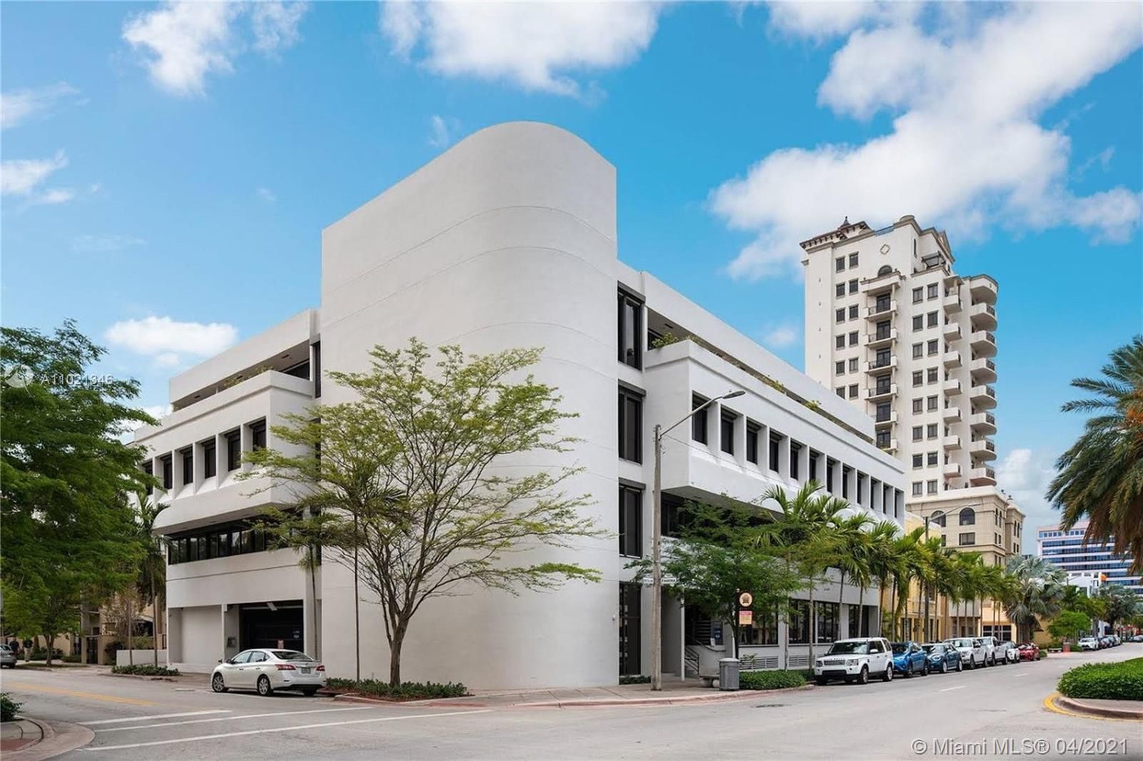 1701 Ponce De Leon Blvd, Coral Gables, FL for rent Building Photo- Image 1 of 43