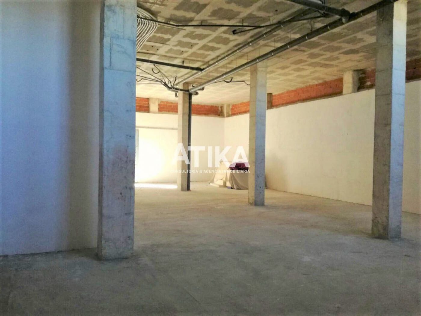 Retail in Ontinyent, Valencia to rent Building Photo- Image 1 of 8