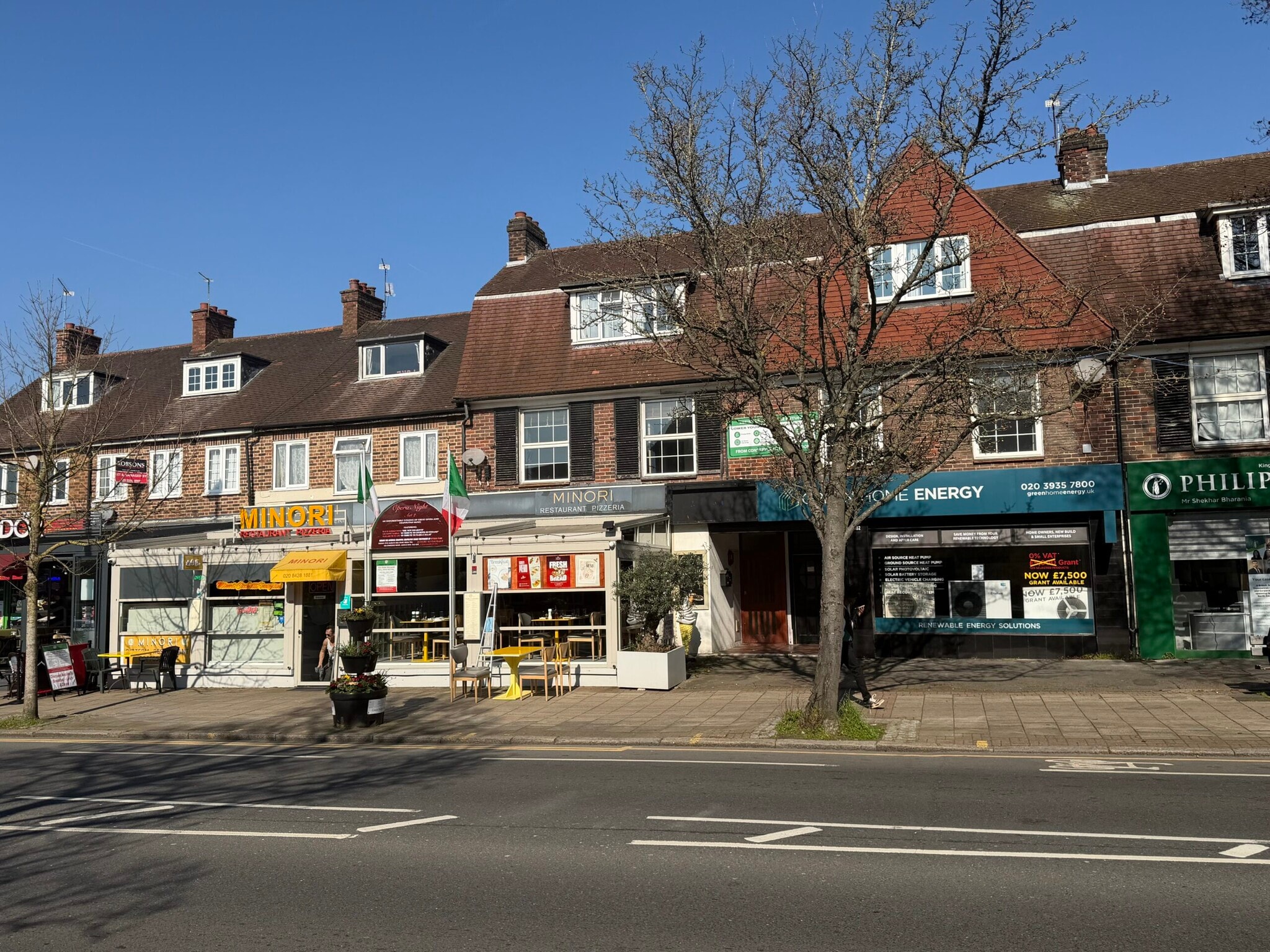 406-408 Uxbridge Rd, Pinner for sale Primary Photo- Image 1 of 9
