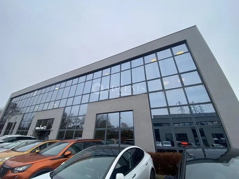 Office in Palaiseau to rent Building Photo- Image 1 of 6