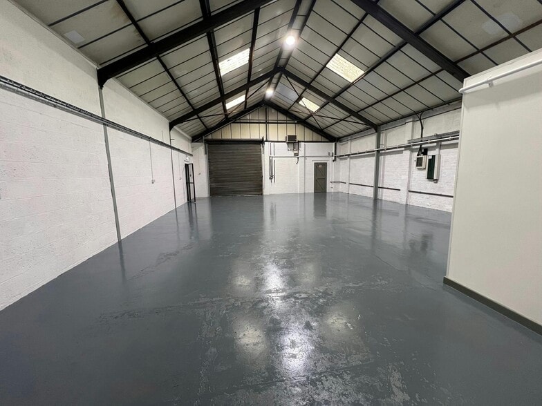 Chapel Ln, Stoke On Trent to rent - Interior Photo - Image 2 of 6