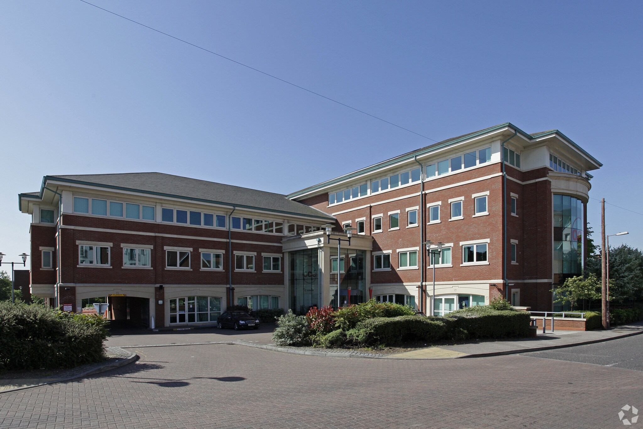 Brentwood Rd, Brentwood for sale Primary Photo- Image 1 of 3