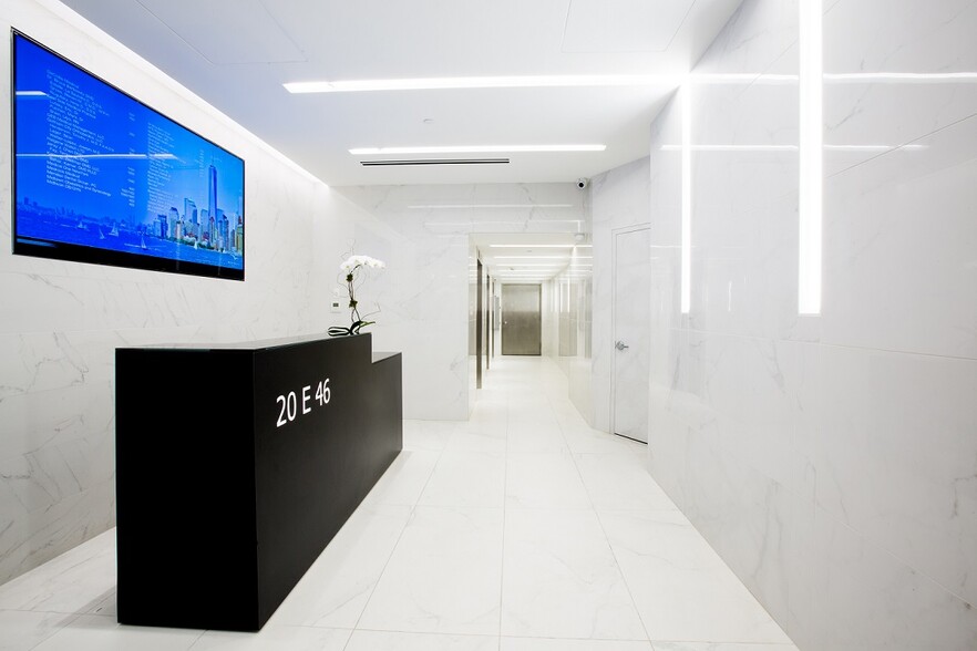 20 E 46th St, New York, NY for rent - Lobby - Image 1 of 14