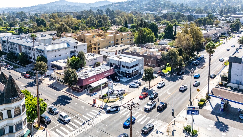 4360-4370 Coldwater Canyon Ave, Studio City, CA for sale - Building Photo - Image 1 of 8