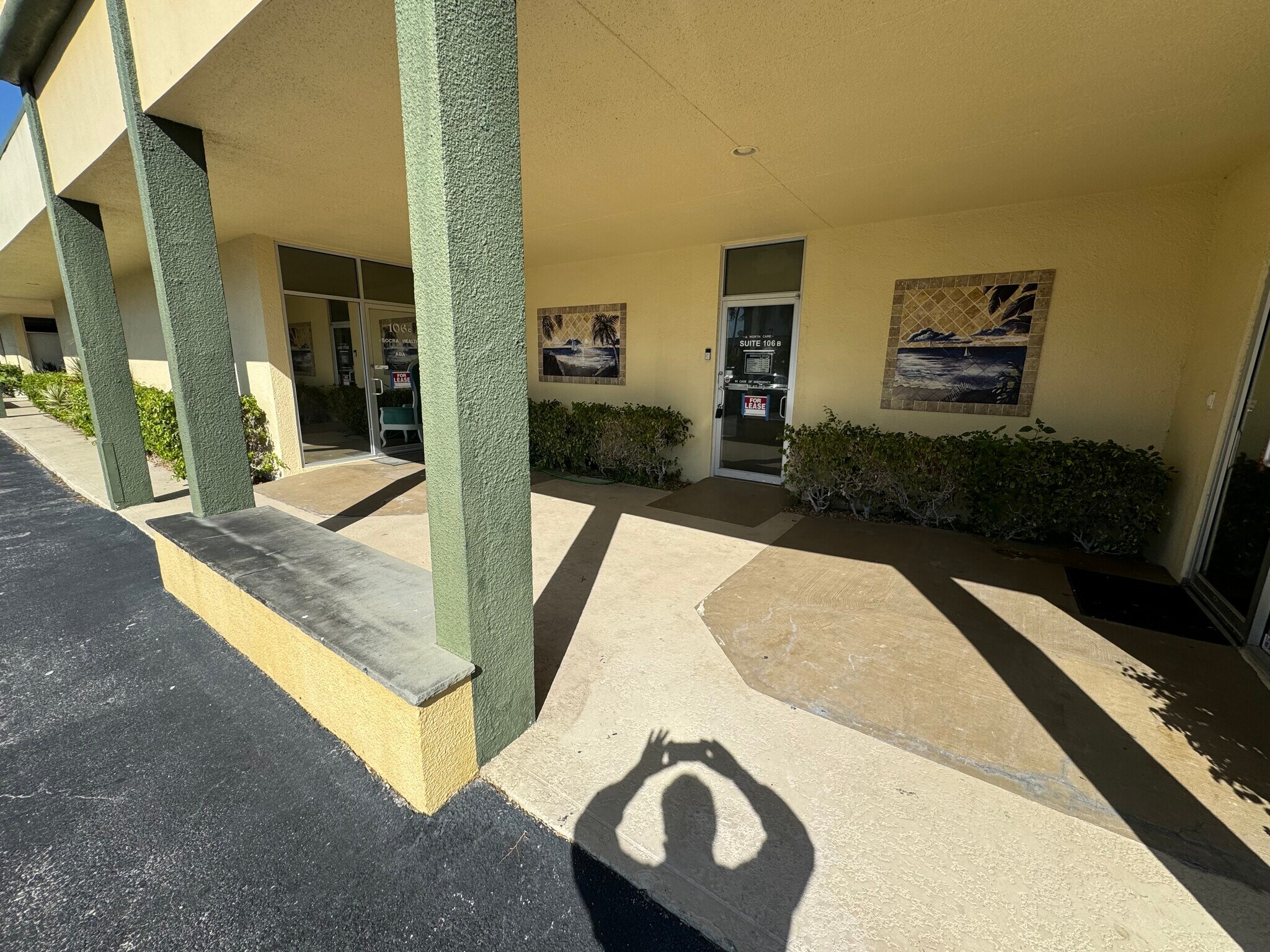 2250 Palm Beach Lakes Blvd, West Palm Beach, FL to rent Building Photo- Image 1 of 12