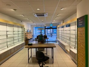 4-8 King Edward St, Perth to rent Interior Photo- Image 1 of 4