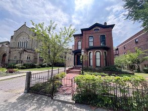 785 E Broad St, Columbus, OH for sale Building Photo- Image 1 of 6