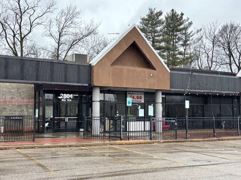 2804 W Michigan Ave, Kalamazoo, MI to rent - Building Photo - Image 2 of 12