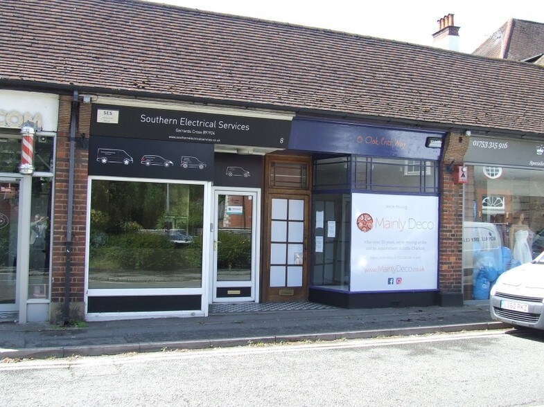 6 Oak End Way, Gerrards Cross for sale - Primary Photo - Image 1 of 1