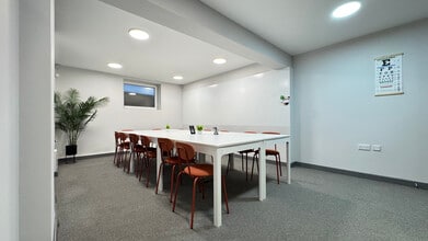 Collaborative One, South Croydon to rent Interior Photo- Image 1 of 6