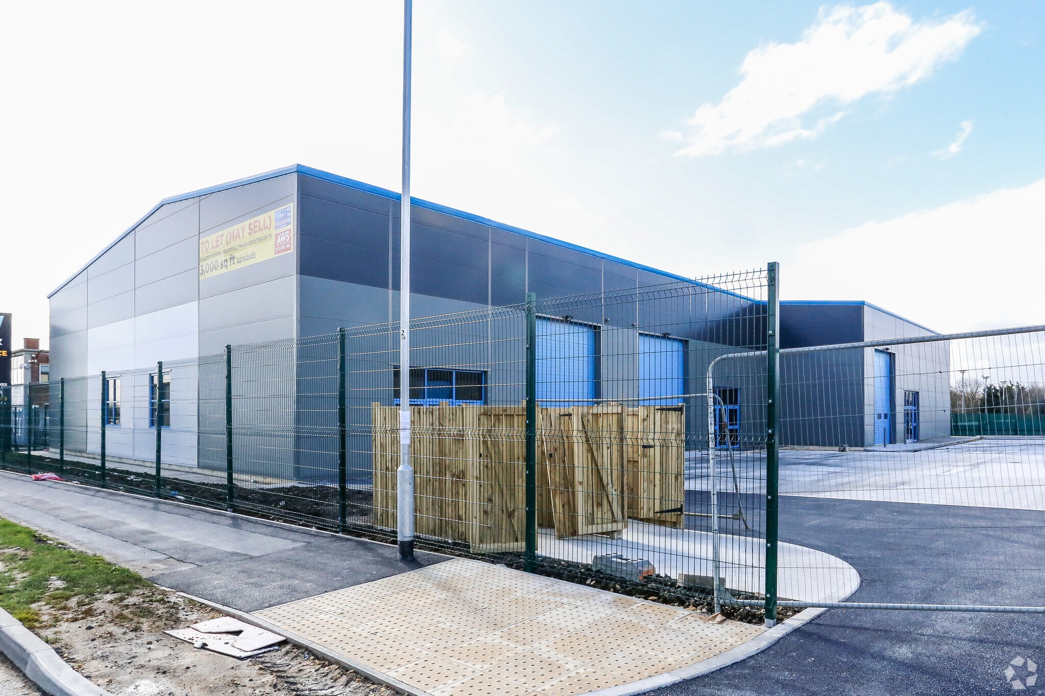 Limewood Appr, Leeds for sale Primary Photo- Image 1 of 1