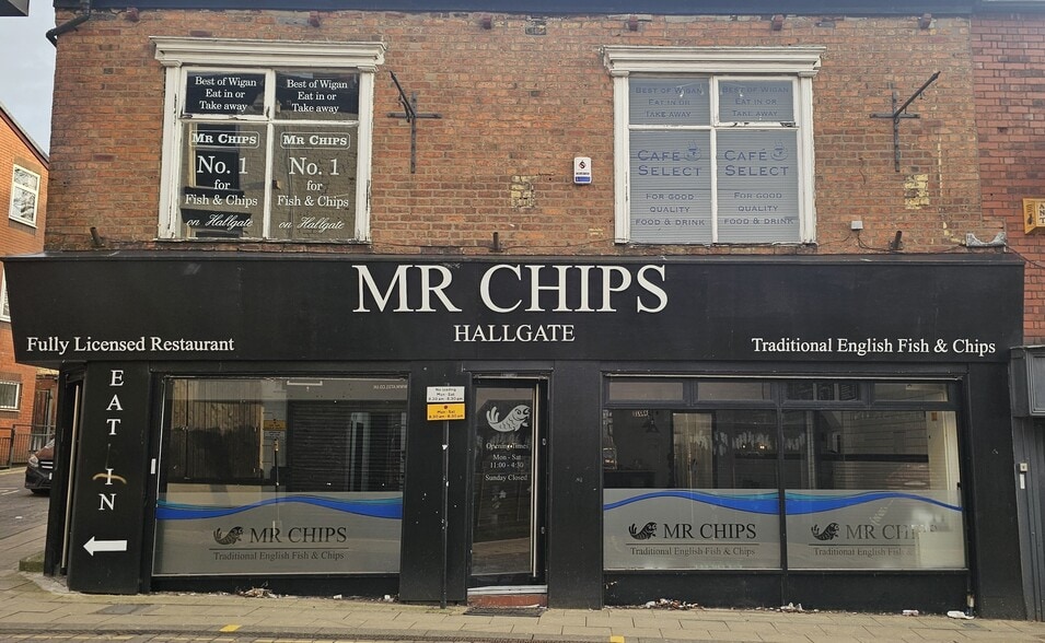 26-28 Hallgate, Wigan to rent - Building Photo - Image 1 of 8