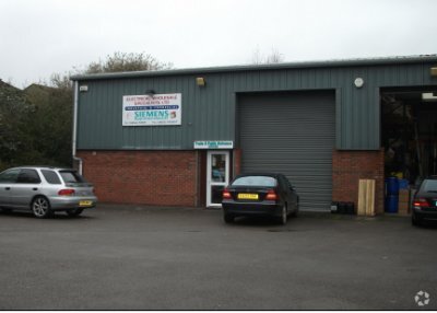 Marshfield Ave, Pyle to rent Primary Photo- Image 1 of 2