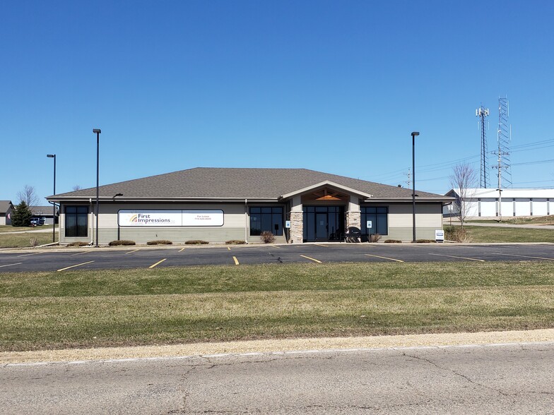 790 County Road B, Shawano, WI for sale - Building Photo - Image 1 of 1