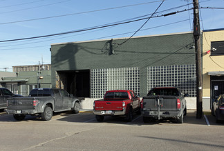 More details for 2028-2032 Farrington St, Dallas, TX - Industrial for Sale