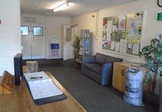 39 Marsh Green Rd, Exeter to rent Interior Photo- Image 2 of 3