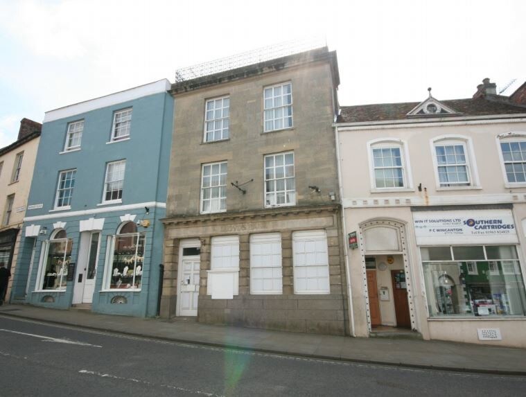 14 Market Place, Wincanton for sale - Primary Photo - Image 1 of 1