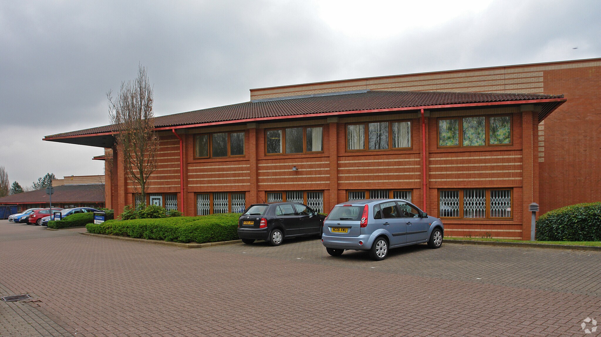 6 Vincent Ave, Milton Keynes for sale Building Photo- Image 1 of 1