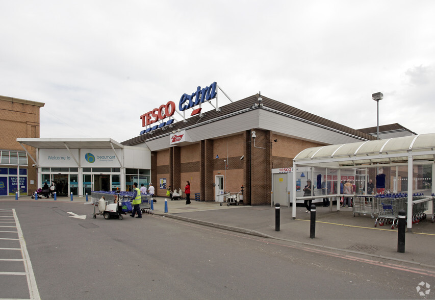 Beaumont Way, Leicester for sale - Primary Photo - Image 1 of 17