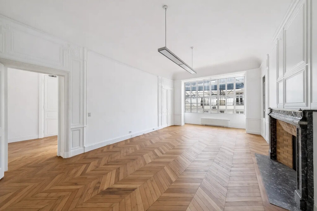 Location Bureaux 274 m² - Photo 1