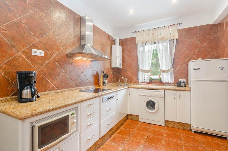 Teyera, 21, Mieres, Asturias for sale - Building Photo - Image 3 of 16