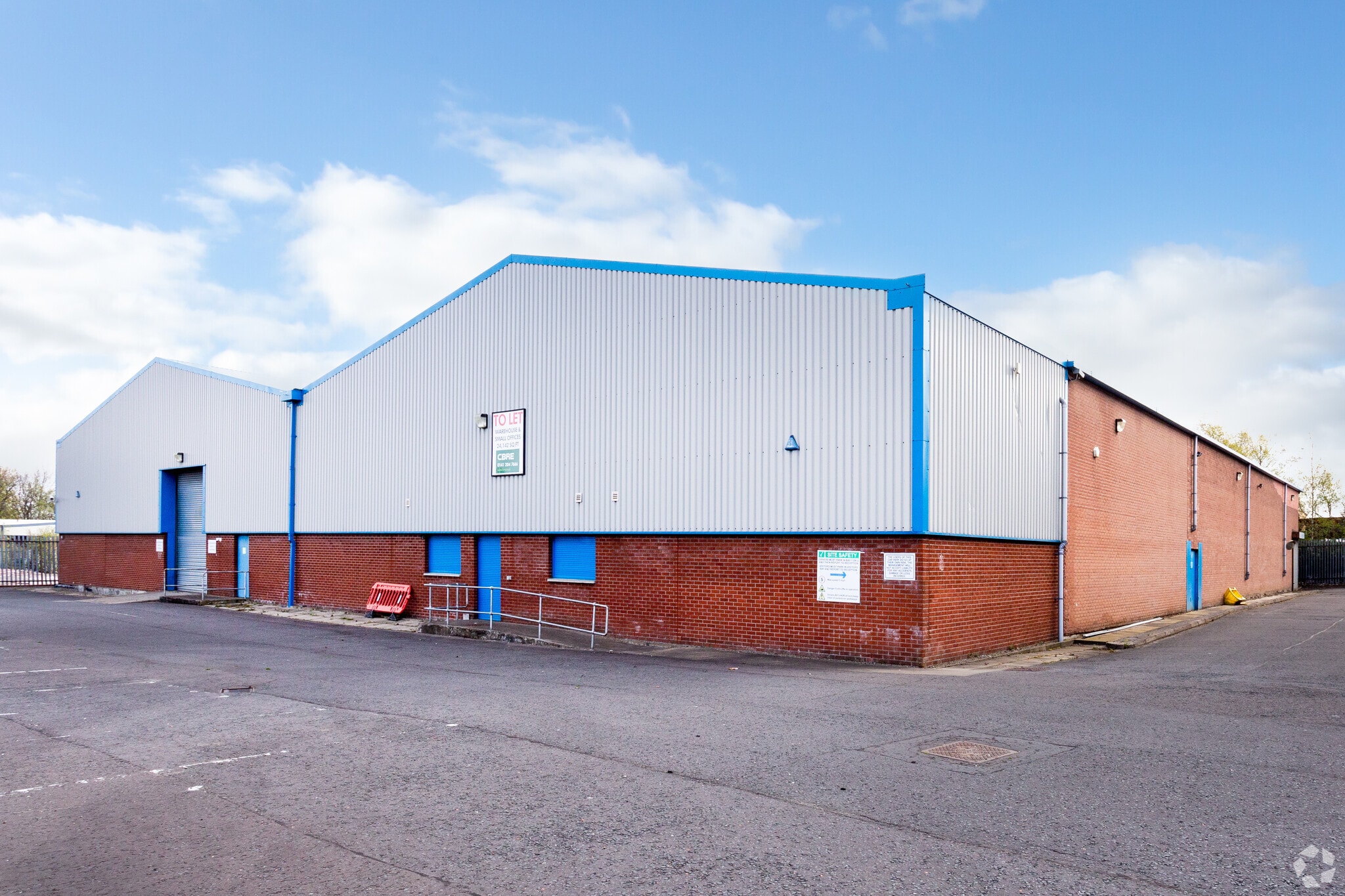 8 Ashton Rd, Rutherglen to rent Building Photo- Image 1 of 2