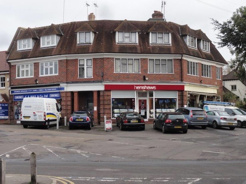 1 Cobham Way, East Horsley for sale - Primary Photo - Image 1 of 1