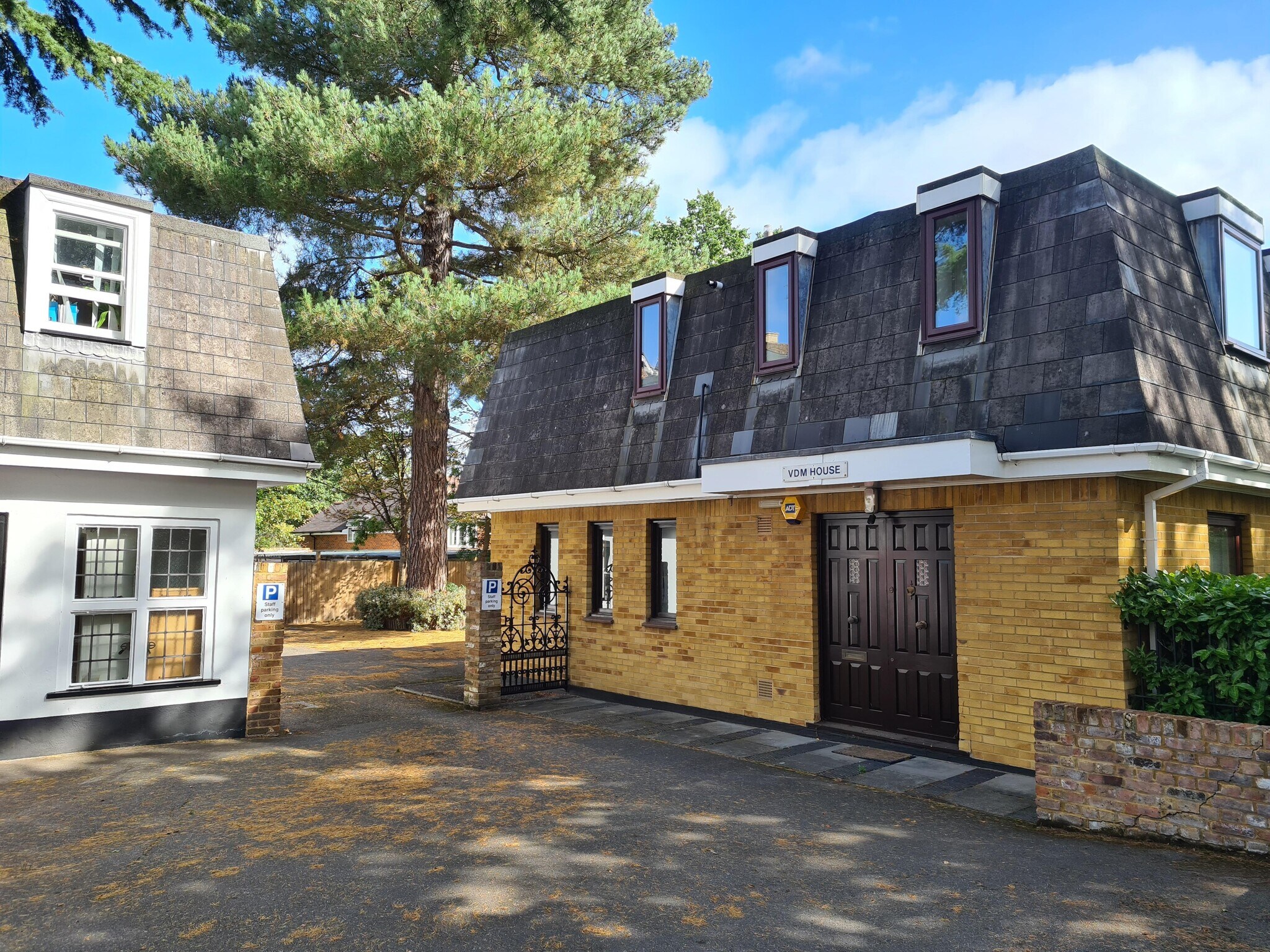 111A Hare Ln, Claygate for sale Building Photo- Image 1 of 1