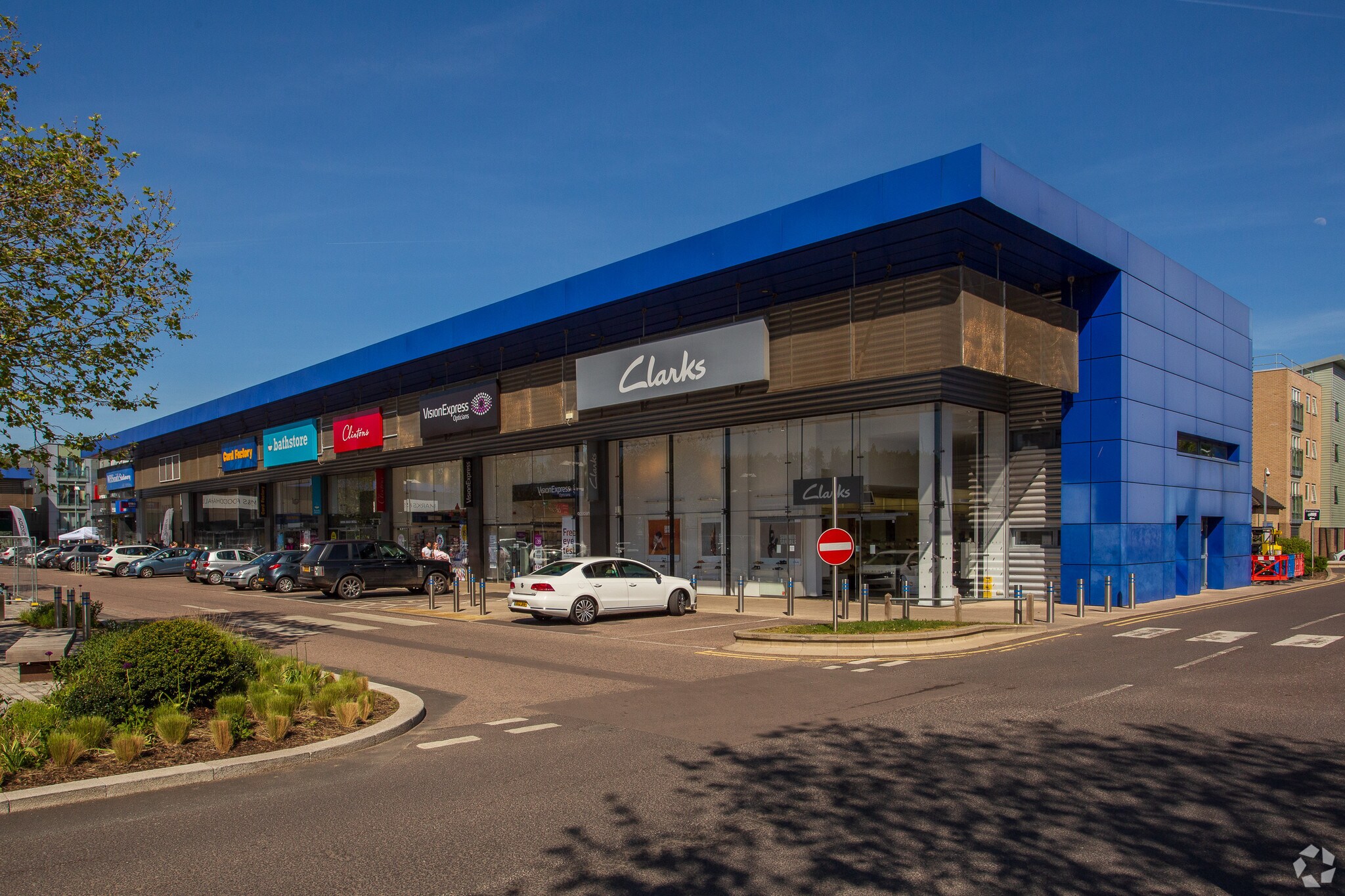 Cray Av, Orpington for sale Primary Photo- Image 1 of 1