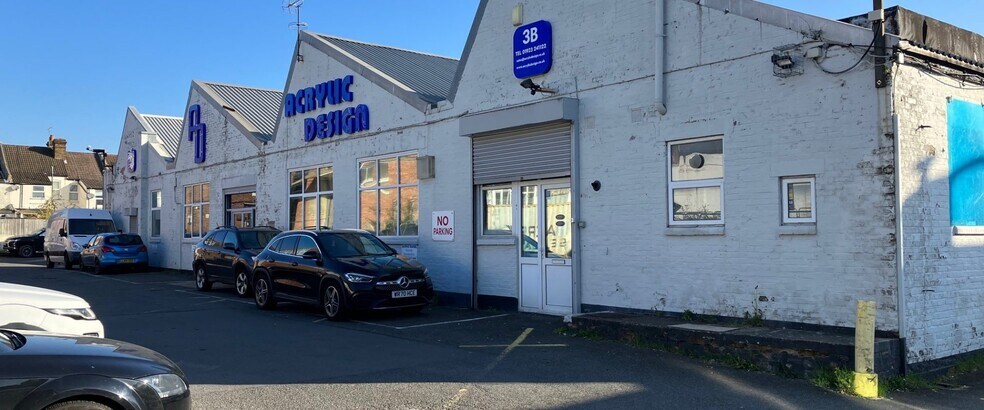 Shakespeare St, Watford for sale - Building Photo - Image 1 of 1