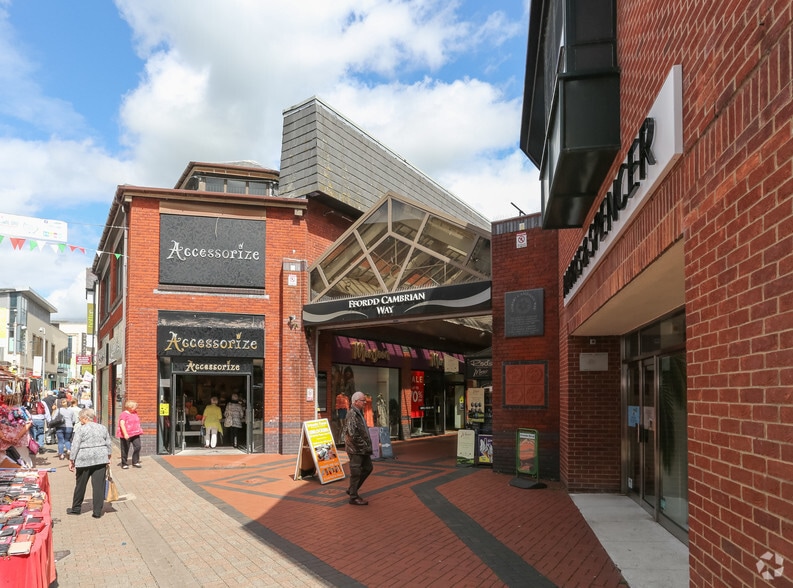 John St, Carmarthen for sale - Primary Photo - Image 1 of 1
