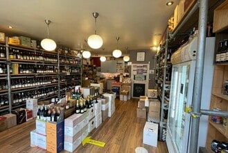 20-28 Church St, Reigate to rent Interior Photo- Image 2 of 2