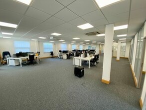 731 Capability Green, Luton to rent Interior Photo- Image 2 of 7