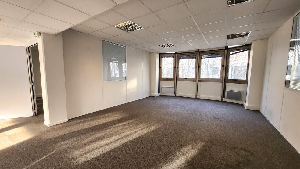 Office in Boulogne-Billancourt to rent - Interior Photo - Image 3 of 5