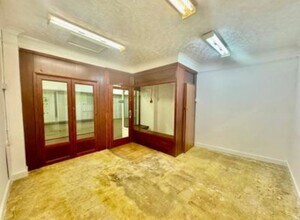 1-18 Church Arcade, Bedford to rent Interior Photo- Image 2 of 2