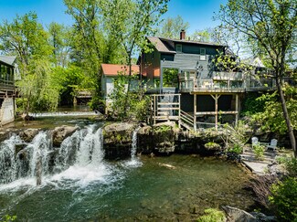 More details for 8 Tannery Brook Rd, Woodstock, NY - Specialist for Sale