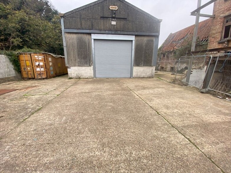 309 Whapload Rd, Lowestoft to rent - Building Photo - Image 1 of 1