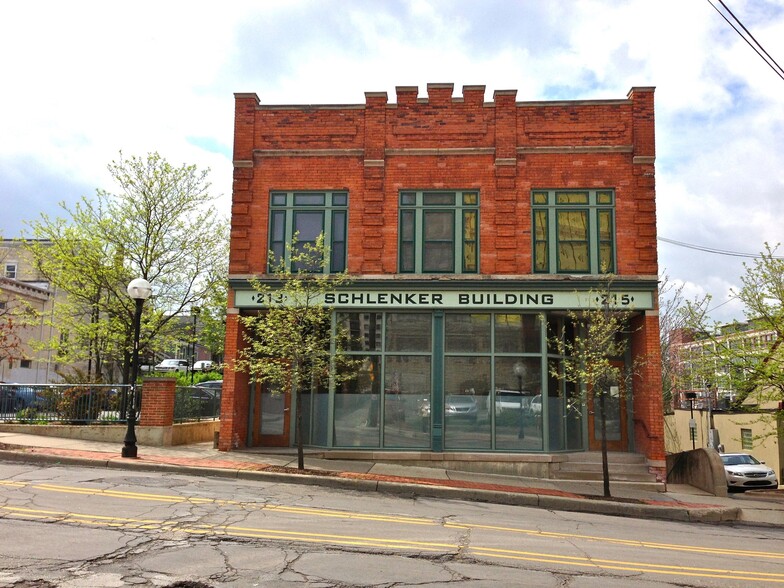 213-215 W Liberty St, Ann Arbor, MI for rent - Building Photo - Image 2 of 5