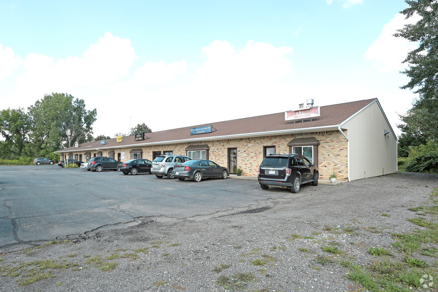 4053 S Lapeer Rd, Metamora, MI for rent - Building Photo - Image 2 of 7