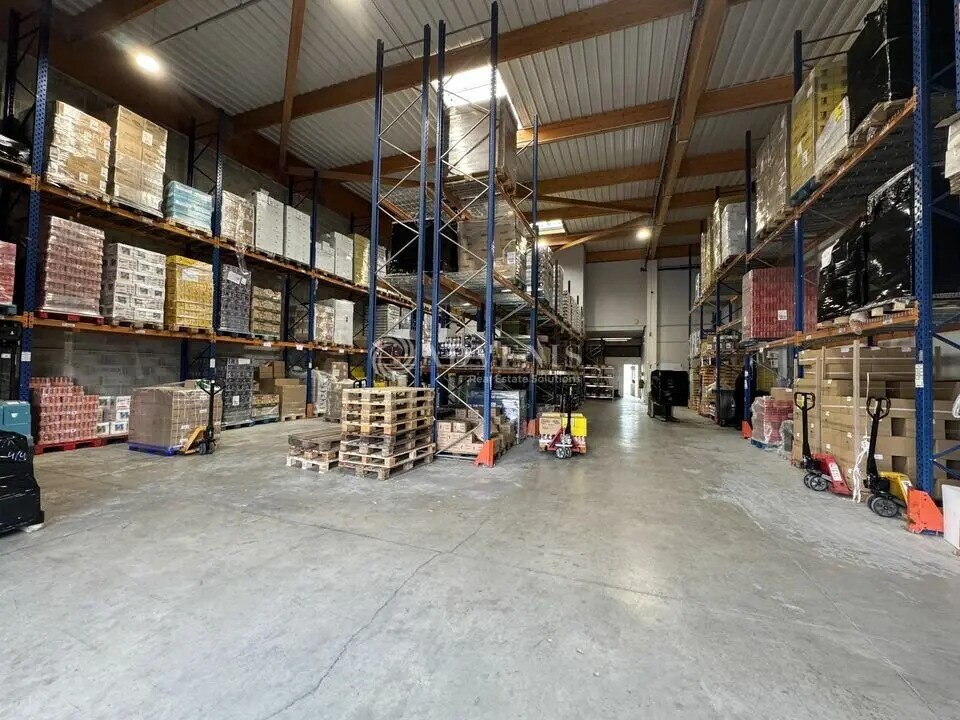 Location Local d'activités 1 247 m² - Photo 1