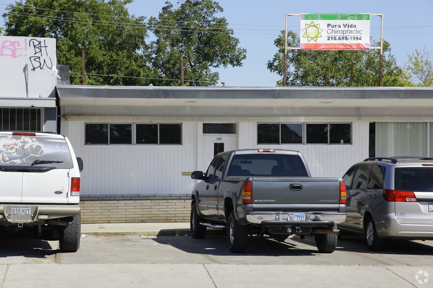 1017 Donaldson Ave, San Antonio 78228 UK