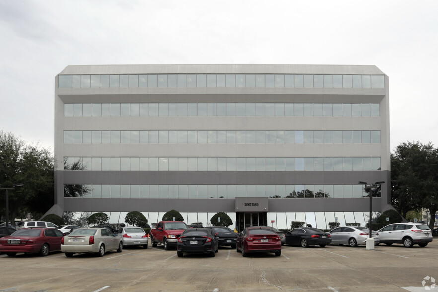 2656 S Loop W, Houston, TX for rent - Building Photo - Image 2 of 7