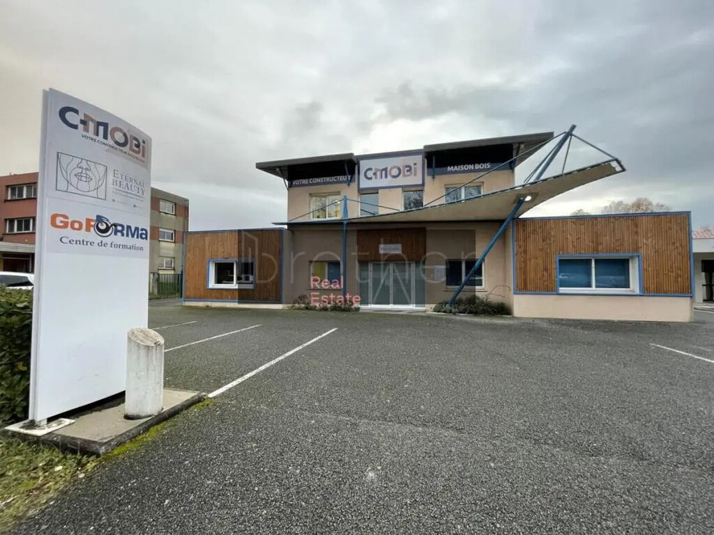 Location Bureaux 80 m² - Photo 1