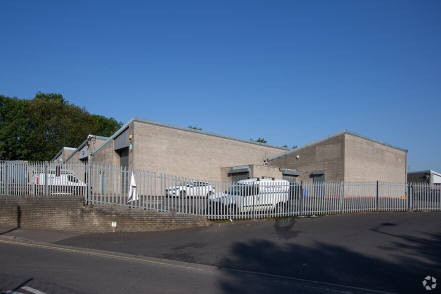 Wulfrun Trading Estate, Stafford Road Wv10 6hh, Wolverhampton, Industrial for Lease UK