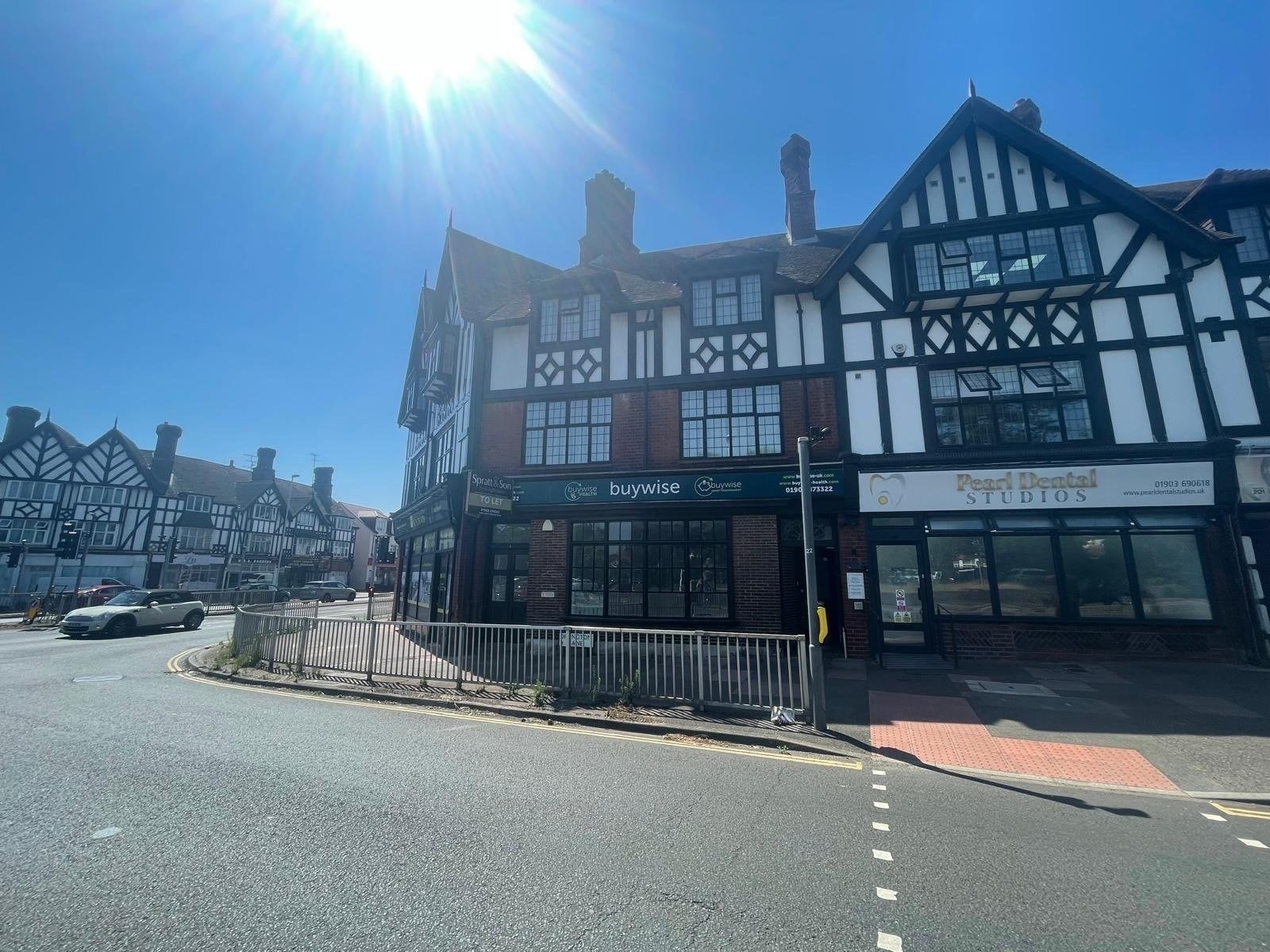 1 Offington Ln, Worthing to rent Building Photo- Image 1 of 9