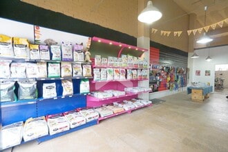 Retail in Tarragona, Tarragona to rent Interior Photo- Image 2 of 12