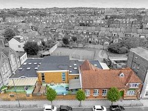 Clarence Road, London to rent Building Photo- Image 1 of 1